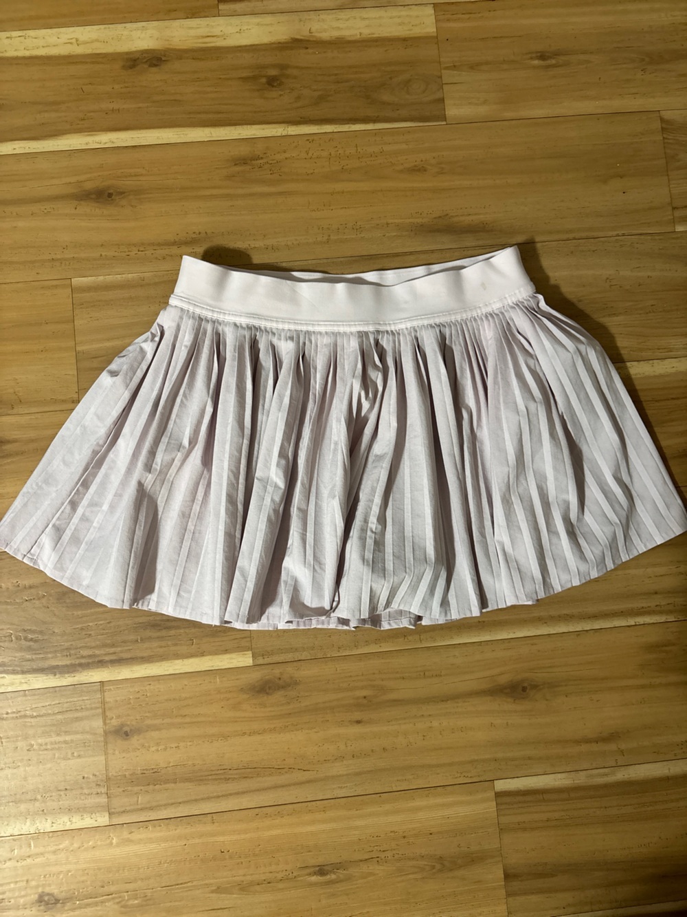 lululemon athletica Light Pink Pleated Skirt Size 6